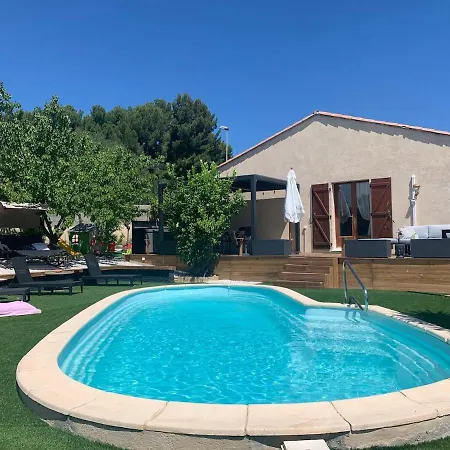 Warm House With Pool And Hot Tub *